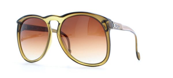 Christian Dior D62 For Discount