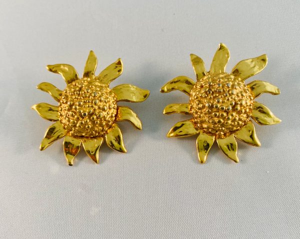 Yves Saint Laurent Vintage earrings Online